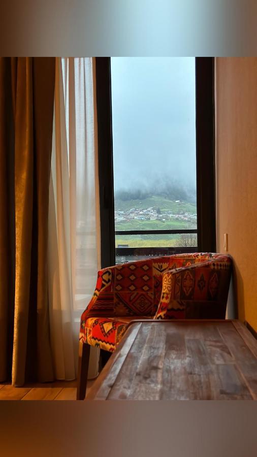 Hotel Old District à Kazbegi Extérieur photo